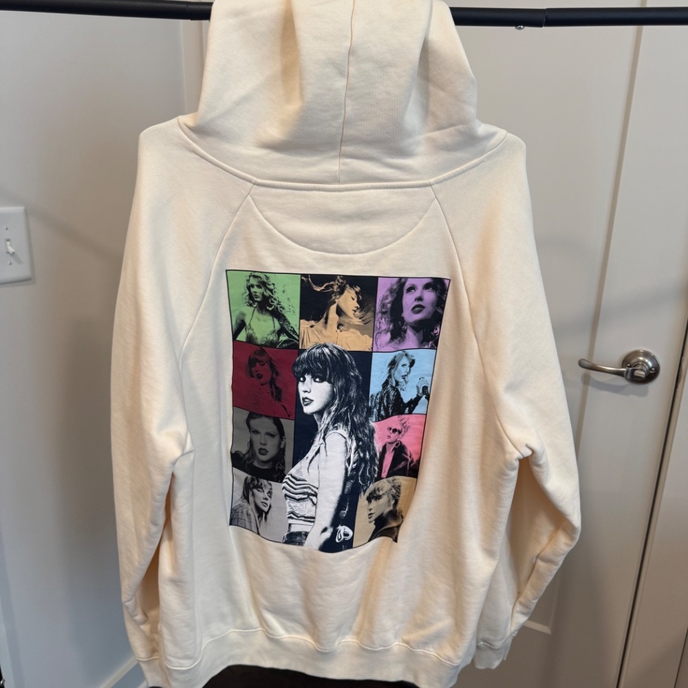 Taylor Swift Eras Tour Sweater - Cream - Size XL - Picture 3 of 7